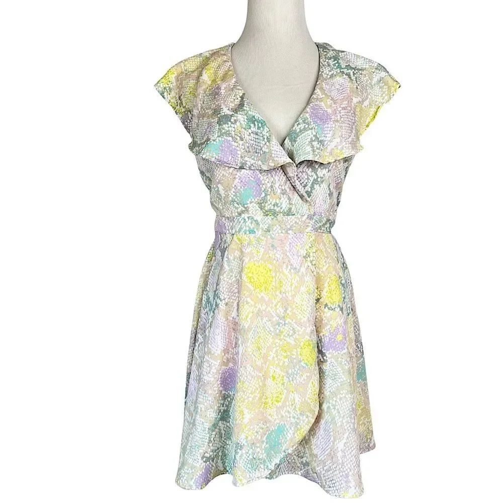 GB Gianni Bini Snake Print Pastel Colors Ruffle Neckline Mini Wrap Dress